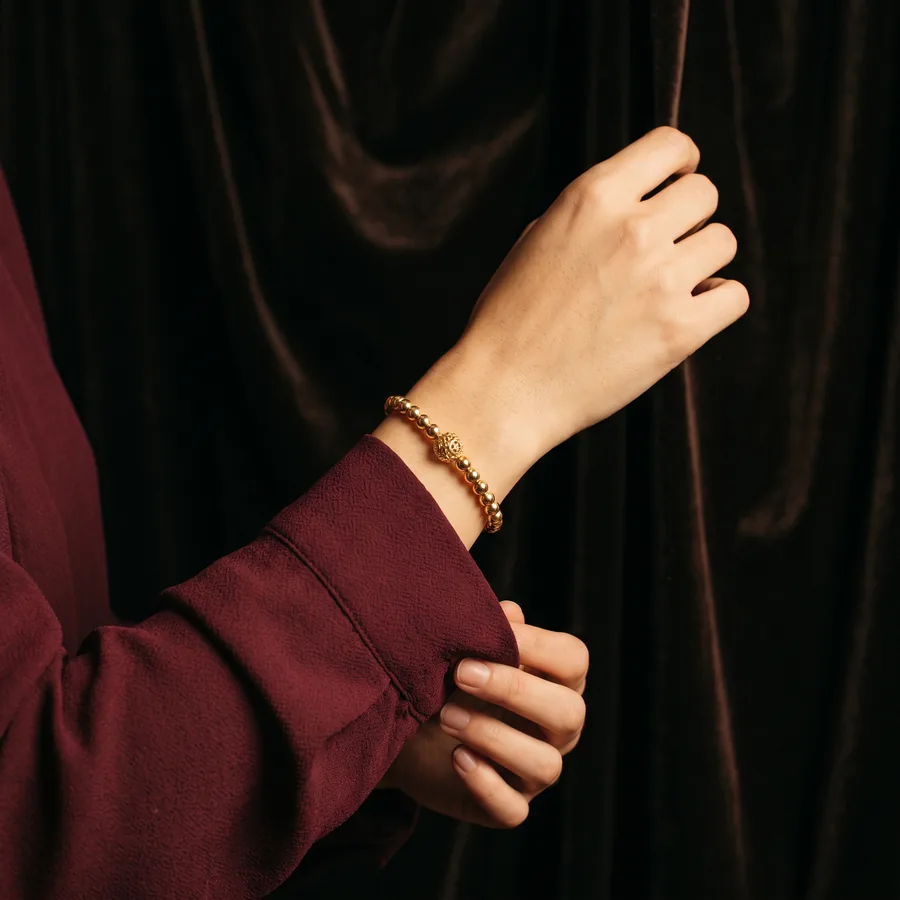 دستبند مهره و گوی طلای ۱۸ عیار